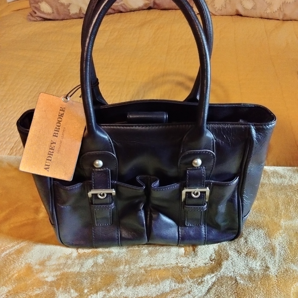 Audrey Brooke Leather Purse